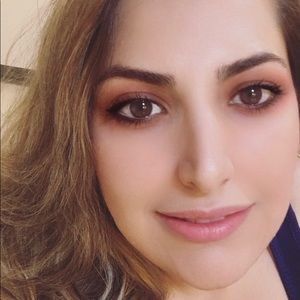 Meet your Posher, Sahar